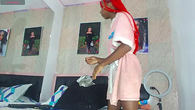 k stormi  online show from 10-13-25, 12:38