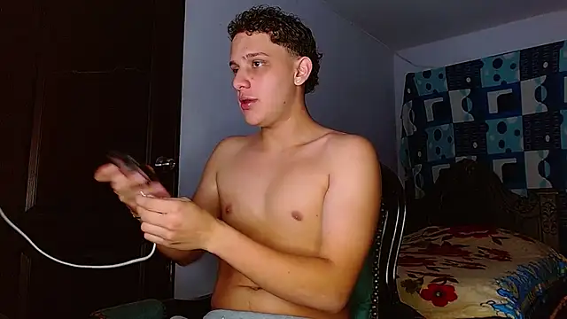 Thomas May4rs online show from 11-08-25, 02:45