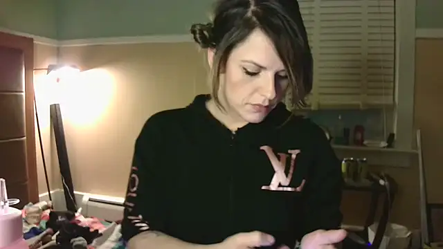 RhyleeRaine online show from 02-03-25, 02:58