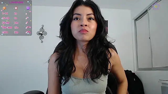 Snapshot of ellajonz chatting on 07-26-26, 01:14 ellajonz online show from 07-26-26, 01:14