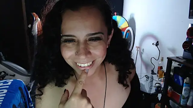 Snapshot of AliceSweet4U chatting on 03-22-25, 07:15 AliceSweet4U online show from 03-22-25, 07:15