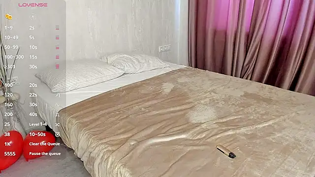 Snapshot of Nikki_Kai chatting on 02-20-25, 07:55 Nikki Kai online show from 02-20-25, 07:55