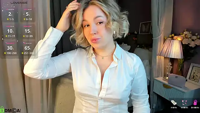 Snapshot of Nikki_Kai chatting on 09-18-25, 12:23 Nikki Kai online show from 09-18-25, 12:23