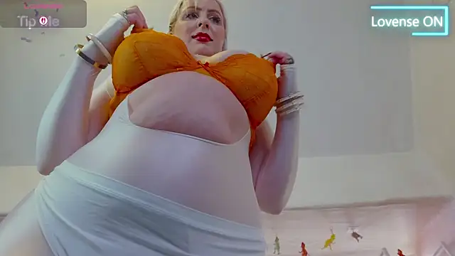 Snapshot of GoddessAlimony chatting on 03-21-26, 06:29 GoddessAlimony online show from 03-21-26, 06:29