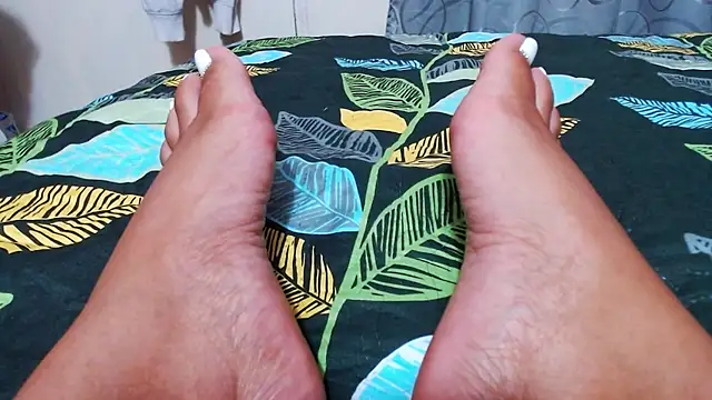 Snapshot of aleya_bliss chatting on 02-21-26, 09:21 aleya bliss online show from 02-21-26, 09:21