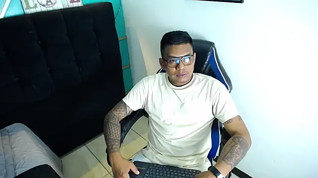 Saipadpuer30 online show from 02-16-25, 01:03