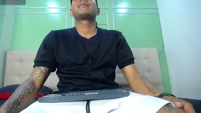 Saipadpuer30 online show from 02-19-25, 01:50