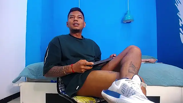 Saipadpuer30 online show from 03-18-25, 03:42