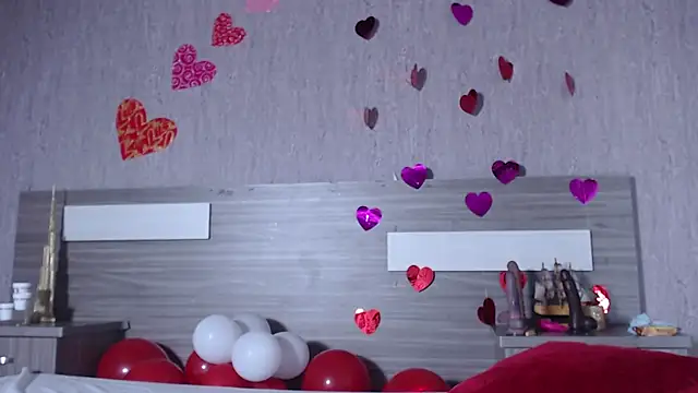 Liiamthompson online show from 02-17-25, 11:02