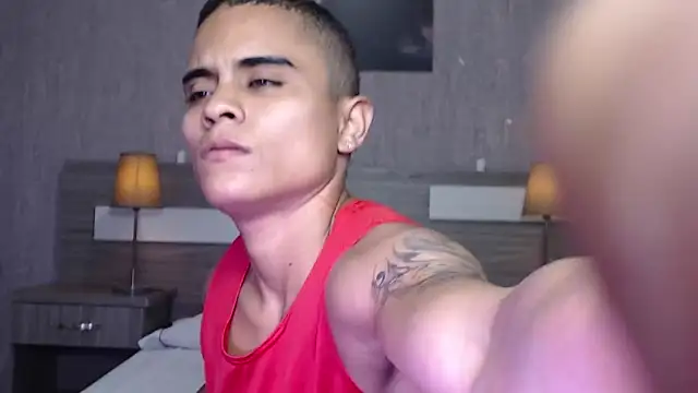 Liiamthompson online show from 09-19-25, 11:22