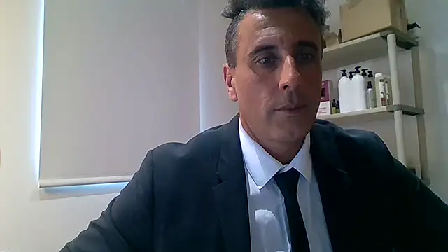 66MA69 online show from 05-02-26, 03:17