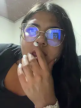 Snapshot of viccky_vick chatting on 02-16-25, 12:08 viccky vick online show from 02-16-25, 12:08