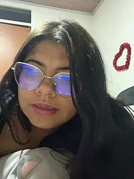 Snapshot of viccky_vick chatting on 02-22-25, 09:37 viccky vick online show from 02-22-25, 09:37