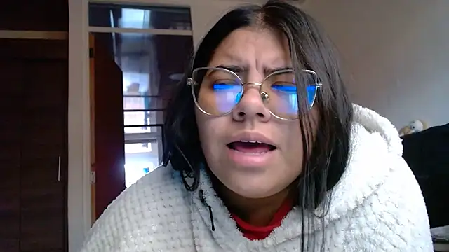 Snapshot of viccky_vick chatting on 09-08-25, 10:20 viccky vick online show from 09-08-25, 10:20