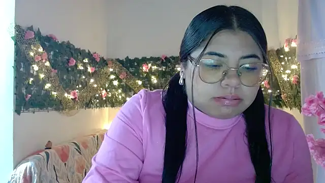 viccky vick online show from 11-29-25, 08:50