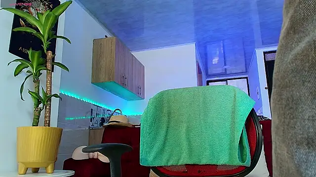 Snapshot of Dwayne_Brown chatting on 03-14-26, 07:08 Dwayne Brown online show from 03-14-26, 07:08