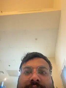 Snapshot of SoloChill chatting on 02-19-26, 09:22 SoloChill online show from 02-19-26, 09:22