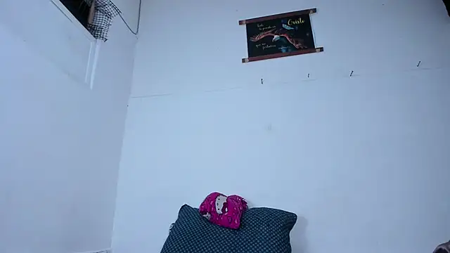 Snapshot of brigitho5 chatting on 03-18-25, 02:04 brigitho5 online show from 03-18-25, 02:04