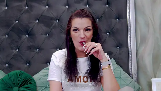 LissaAnn online show from 02-26-25, 09:58