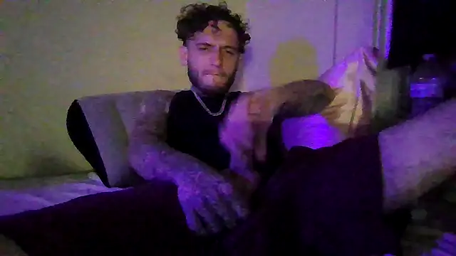 cruz815 online show from 09-14-25, 07:18