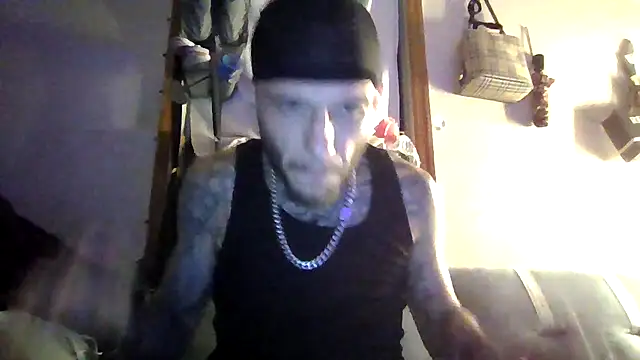 cruz815 online show from 09-21-25, 06:15