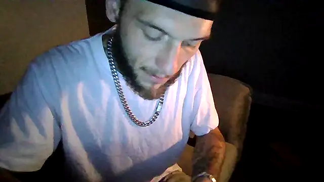 cruz815 online show from 10-27-25, 07:34