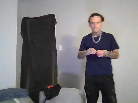 cruz815 online show from 11-18-25, 10:25