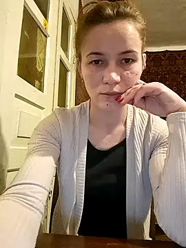 Snapshot of Belladonna253 chatting on 02-06-25, 09:38 Belladonna253 online show from 02-06-25, 09:38