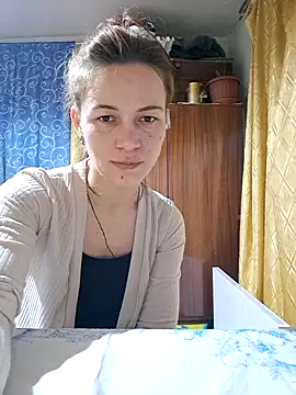 Snapshot of Belladonna253 chatting on 02-14-25, 09:53 Belladonna253 online show from 02-14-25, 09:53