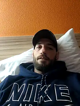 enzo4586 online show from 01-29-25, 05:13