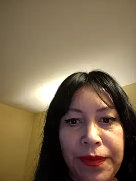 Snapshot of KellyPerlaxxx chatting on 10-31-25, 05:25 KellyPerlaxxx online show from 10-31-25, 05:25