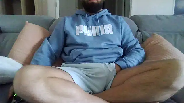 Snapshot of Zer_oki chatting on 02-26-26, 10:25 Zer oki online show from 02-26-26, 10:25