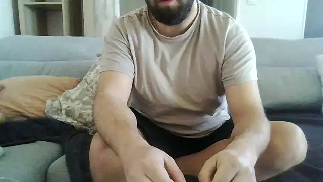 Snapshot of Zer_oki chatting on 03-17-26, 09:23 Zer oki online show from 03-17-26, 09:23