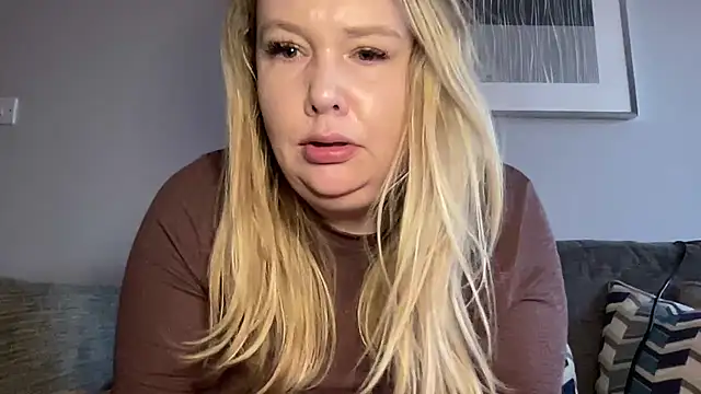 BustyHayleyUk online show from 03-26-26, 05:18