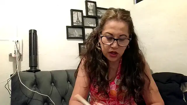 MirandaLatinaLovely online show from 02-19-26, 04:25