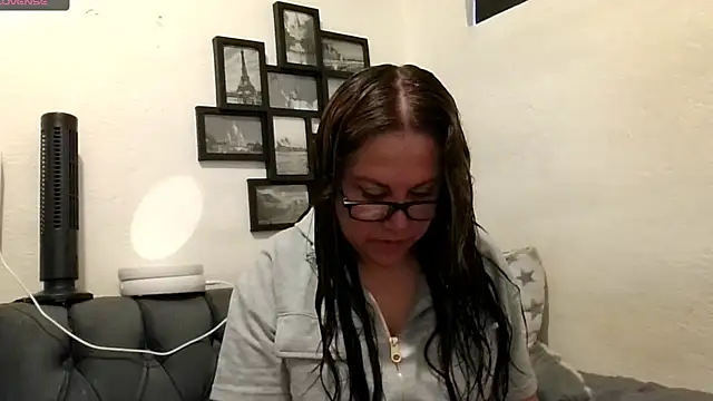 MirandaLatinaLovely online show from 05-05-26, 05:21
