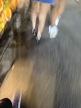 Snapshot of Street_royal chatting on 02-04-25, 02:49 Street royal online show from 02-04-25, 02:49