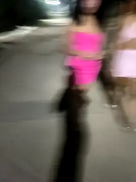 Snapshot of Street_royal chatting on 02-14-25, 09:03 Street royal online show from 02-14-25, 09:03