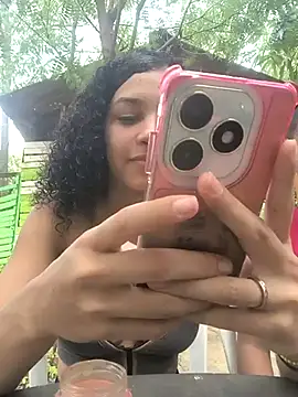 Snapshot of Street_royal chatting on 03-13-25, 07:17 Street royal online show from 03-13-25, 07:17