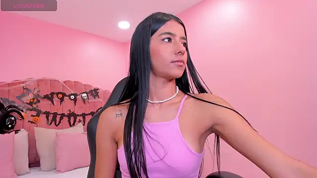 Snapshot of eva_roseee chatting on 10-21-25, 09:37 eva roseee online show from 10-21-25, 09:37