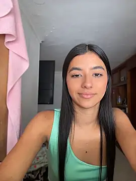Snapshot of eva_roseee chatting on 05-15-26, 06:26 eva roseee online show from 05-15-26, 06:26
