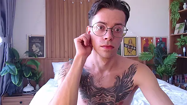 William Henry  online show from 02-21-26, 06:25