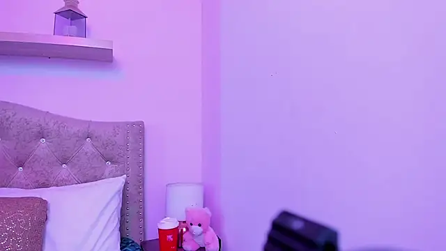 Snapshot of tamararose1 chatting on 02-17-25, 09:03 tamararose1 online show from 02-17-25, 09:03