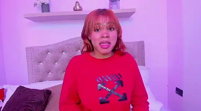 Snapshot of tamararose1 chatting on 02-20-25, 03:41 tamararose1 online show from 02-20-25, 03:41