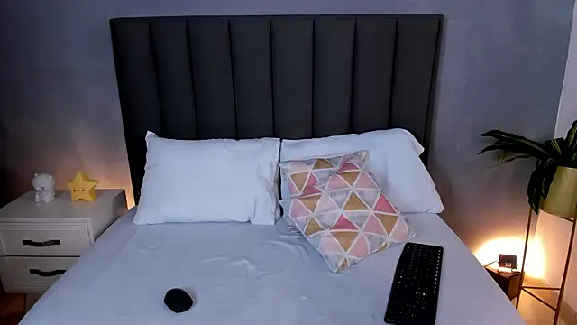 alessia leroy online show from 03-03-25, 10:31