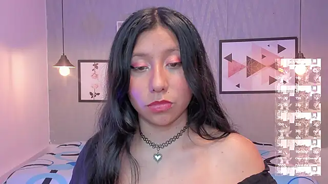 Snapshot of Nohemi_louse chatting on 03-05-25, 10:54 Nohemi louse online show from 03-05-25, 10:54