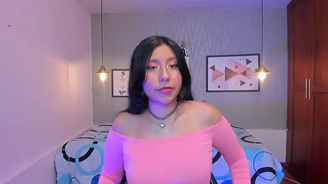 Snapshot of Nohemi_louse chatting on 03-13-25, 07:28 Nohemi louse online show from 03-13-25, 07:28