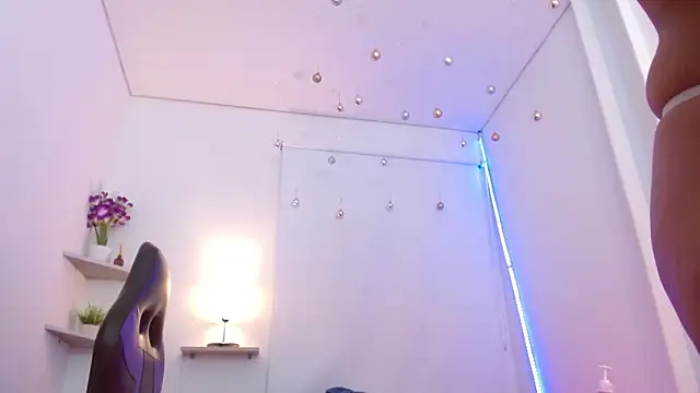 Roxy Stonee online show from 03-08-25, 01:28