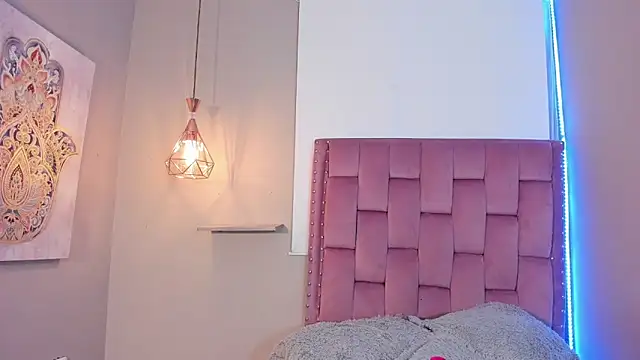 Roxy Stonee online show from 03-20-26, 07:30