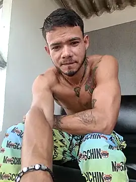 Niick01  online show from 09-25-25, 05:27